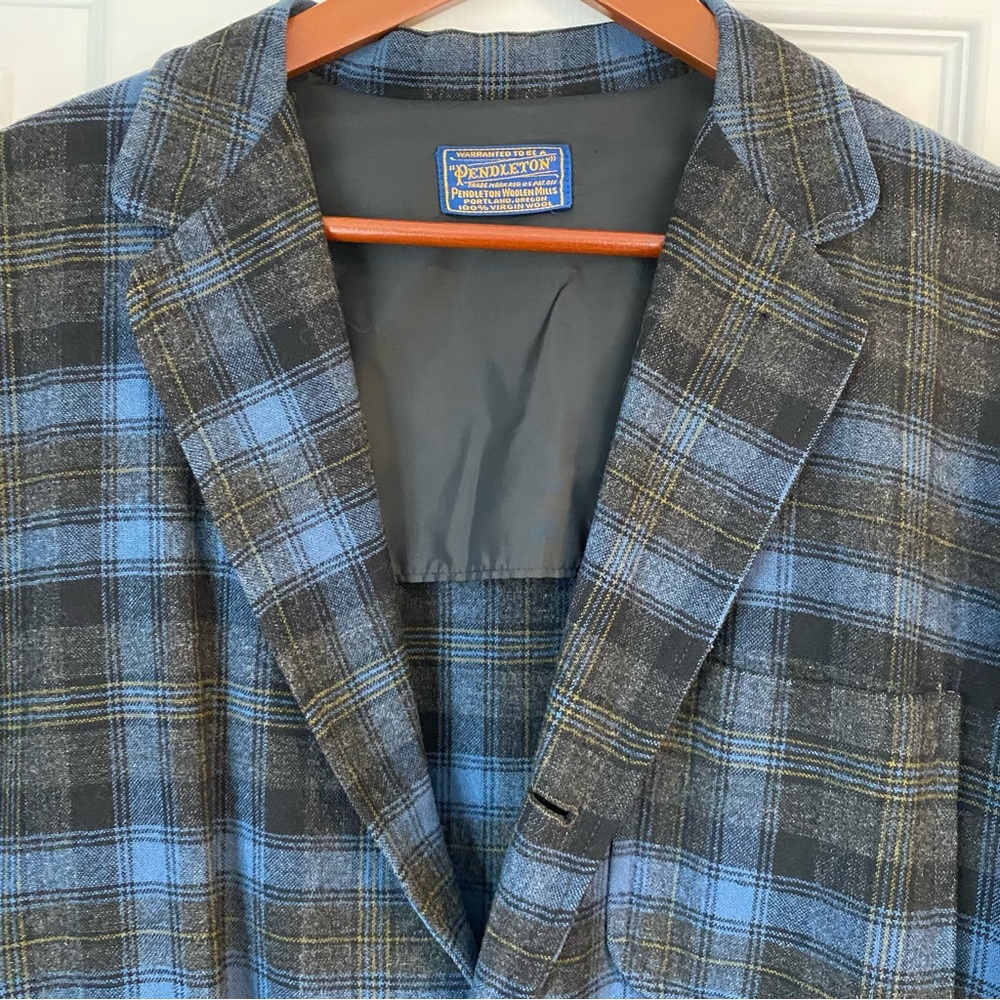 Pendleton VTG Shirt Jacket Button Up 100% Virgin Wool Men Blue Plaid L READ - Picture 3 of 6
